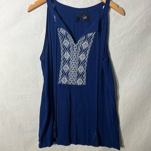 New Directions Sleeveless Blouse